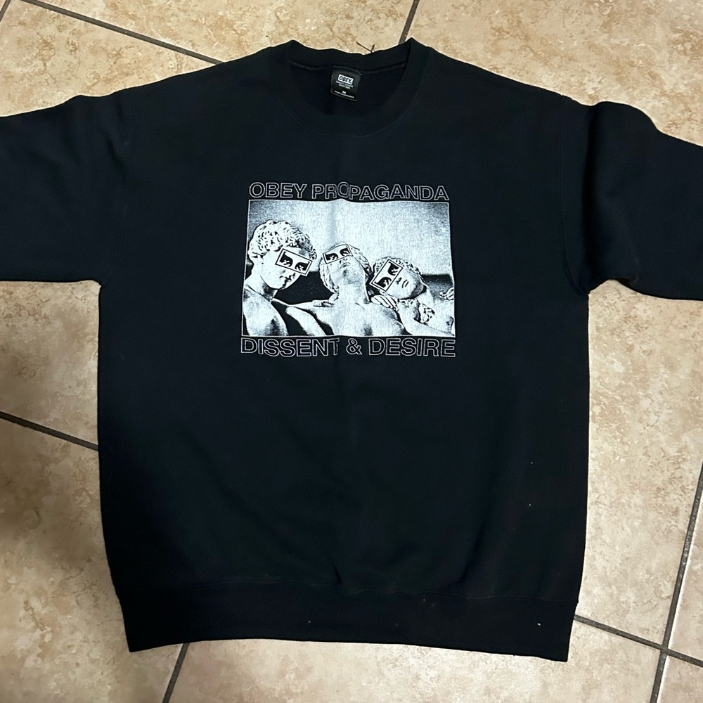 Obey sweatshirt